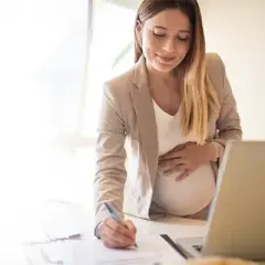 Jak powiedzieć pracodawcy o ciąży i L4, aby uniknąć problemów?